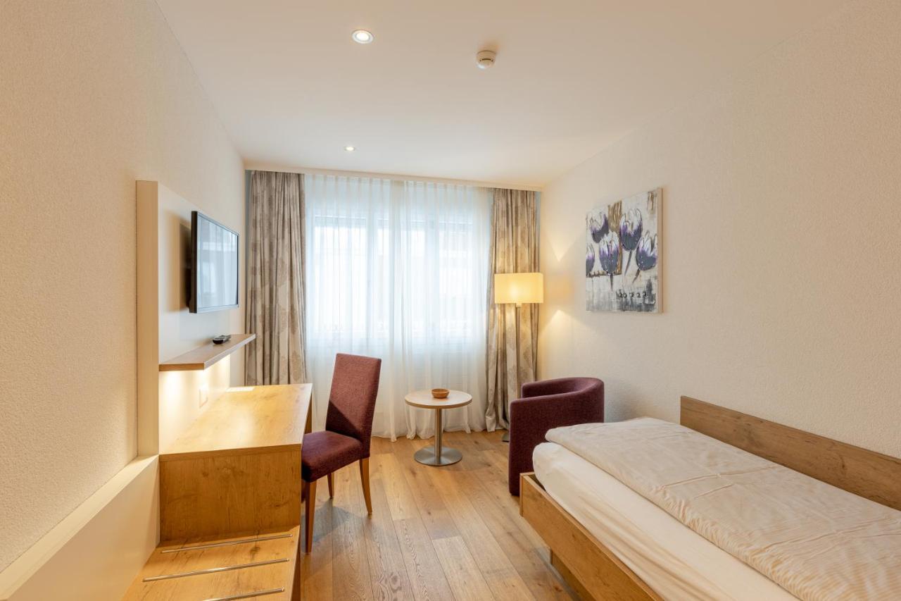 Hotel Flamatt エクステリア 写真